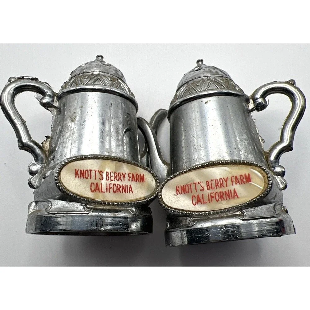 Knotts Berry Farm, CA Tea Kettles Salt And Pepper Shakers With Tray